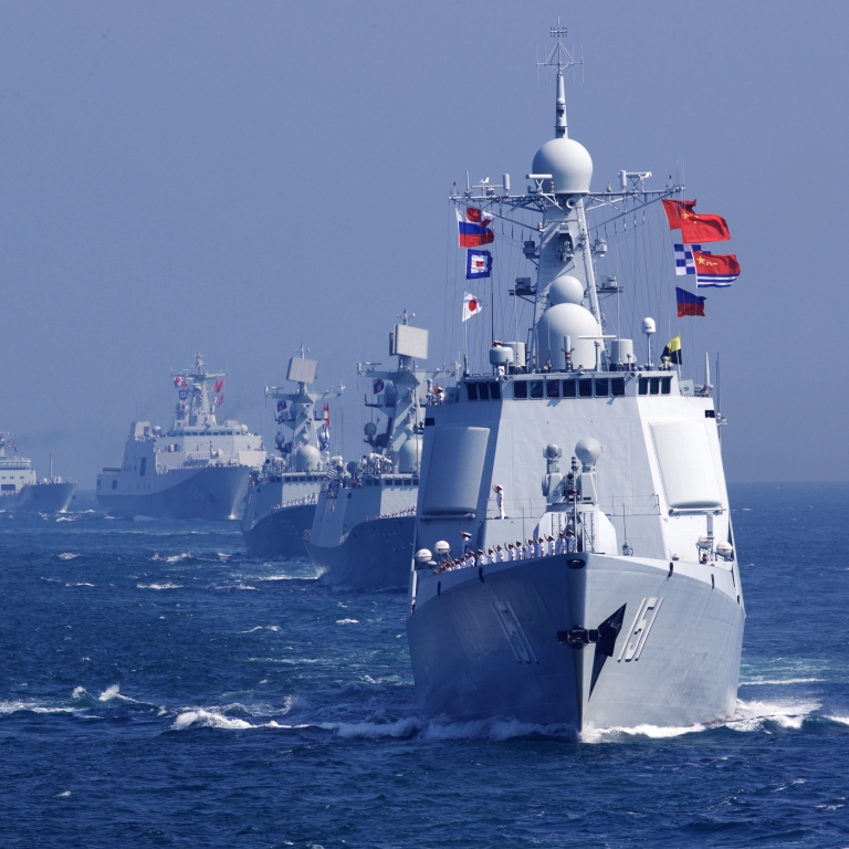 La Cina giura di vendicarsi contro la possibile missione delle navi da guerra britanniche nel Mar Cinese Meridionale