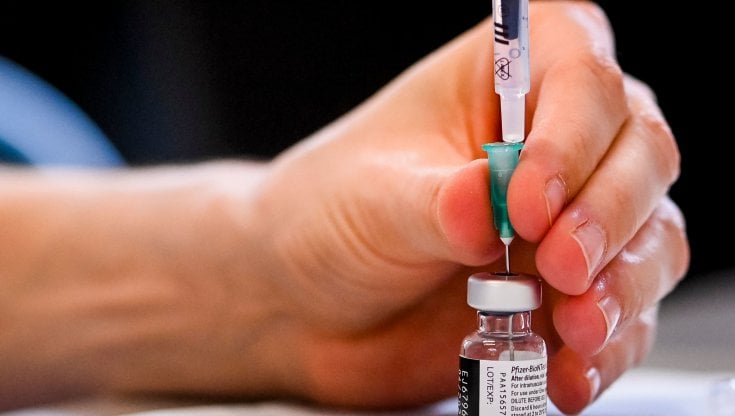Prof di infermieristica all’università di Firenze: “Io non mi vaccino”