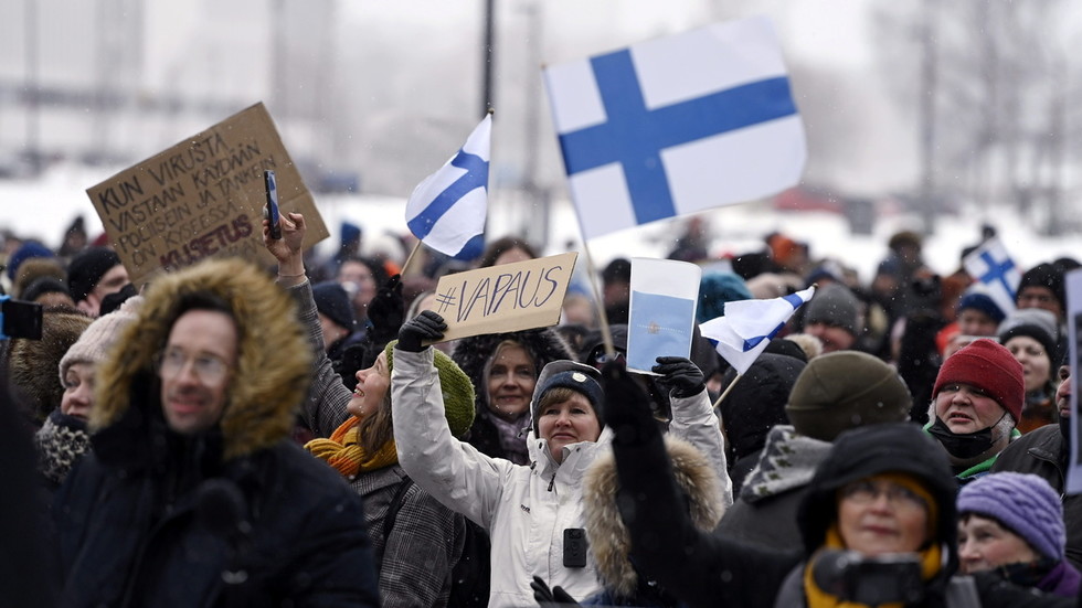 Finlandia: lockdown e restrizioni “sono illegali”