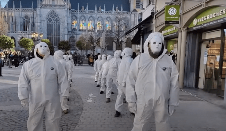 I gruppi di potere in Europa non scommettono sulla fine della pandemia