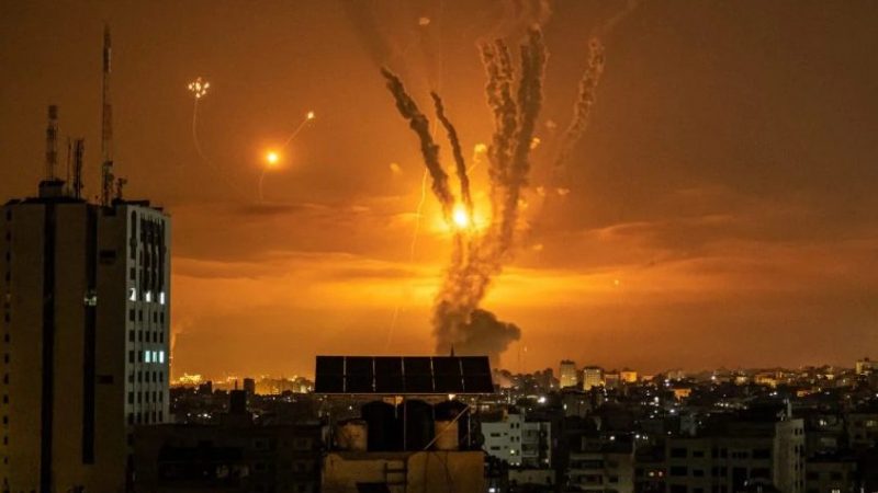 Dopo Livorno e Napoli anche Ravenna. Portuali rifiutano di caricare armi verso Israele