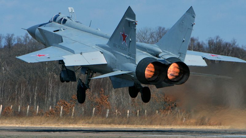 Russia, caccia MiG-31 intercetta aereo spia statunitense sul mare di Barents