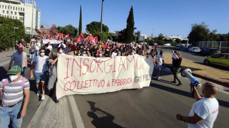 Lavoratori Gkn: Noi siamo in fabbrica. Questa è casa nostra. Da qua non ci muoviamo