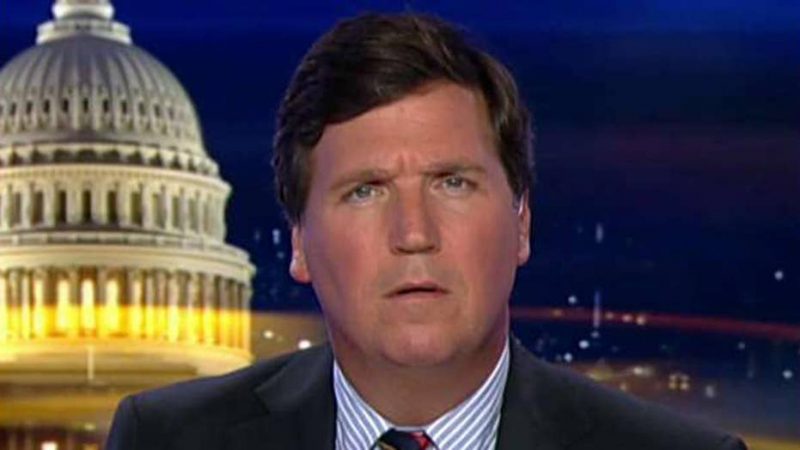 Tucker Carlson, conduttore Fox News spiato dall’intelligence Usa