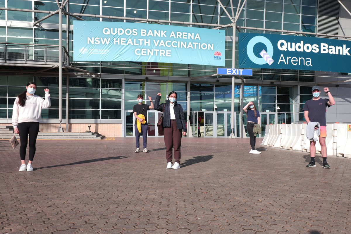 Sydney, 24.000 adolescenti sottoposti a vaccinazione di massa sotto la sorveglianza della polizia