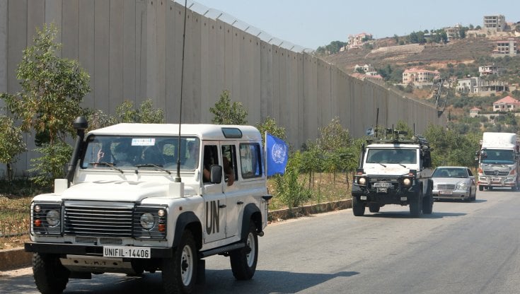 Verso una nuova guerra? Hezbollah risponde agli attacchi aerei di Israele sul Libano