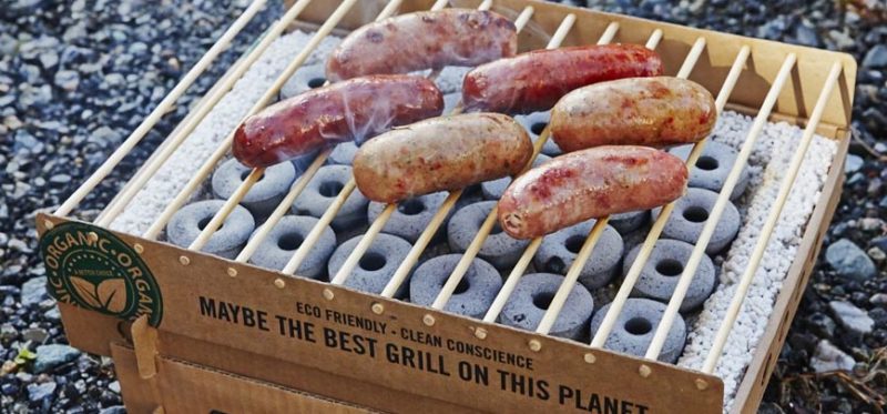 Casus Grill, barbecue usa e getta, biodegradabile al 100%