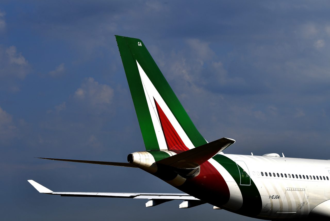 La fine di Alitalia, sotto i colpi dell’Unione Europea