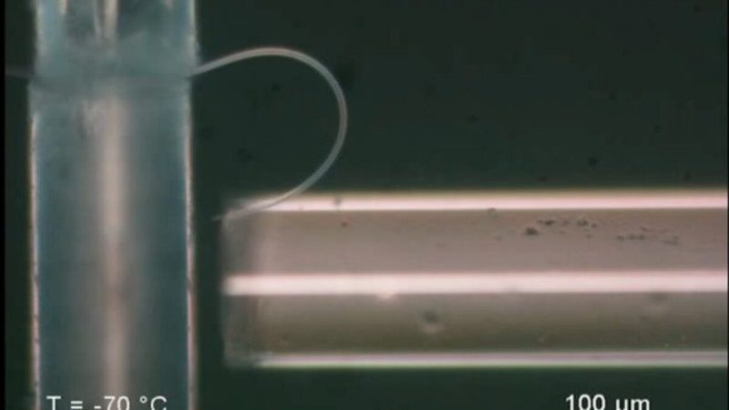 Gli scienziati creano il ghiaccio flessibile (e super freddo)