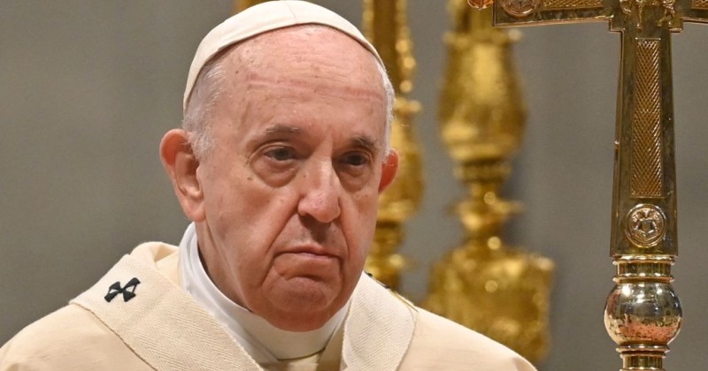 Il Papa chiede che Silicon Valley “in nome di Dio” censuri “l’incitamento all’odio” e le “teorie del complotto”