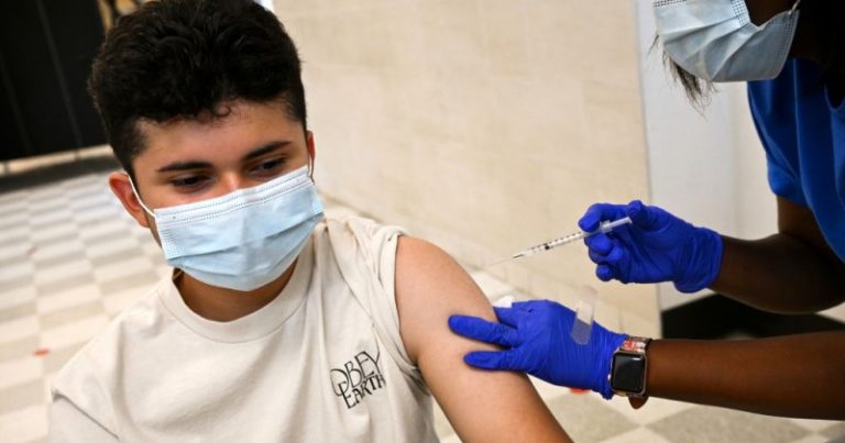 Un “esperto” vuole che vengano negate le cure ospedaliere salvavita ai non vaccinati