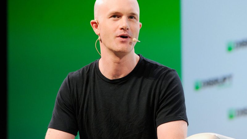 Il CEO di Coinbase lancia NewLimit, startup per estendere la vita umana