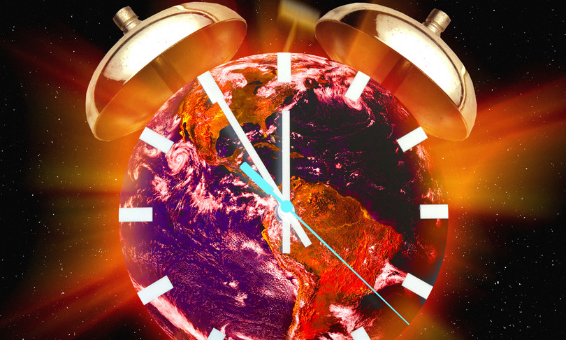 Il Doomsday Clock , impostato dalla rivista statunitense Bulletin of the Atomic Scientists, è stato spostato a 90 secondi a mezzanotte