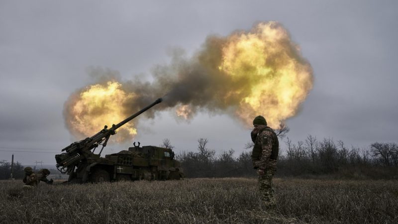 Medvedev: la sconfitta della Russia nel conflitto ucraino potrebbe scatenare una guerra nucleare