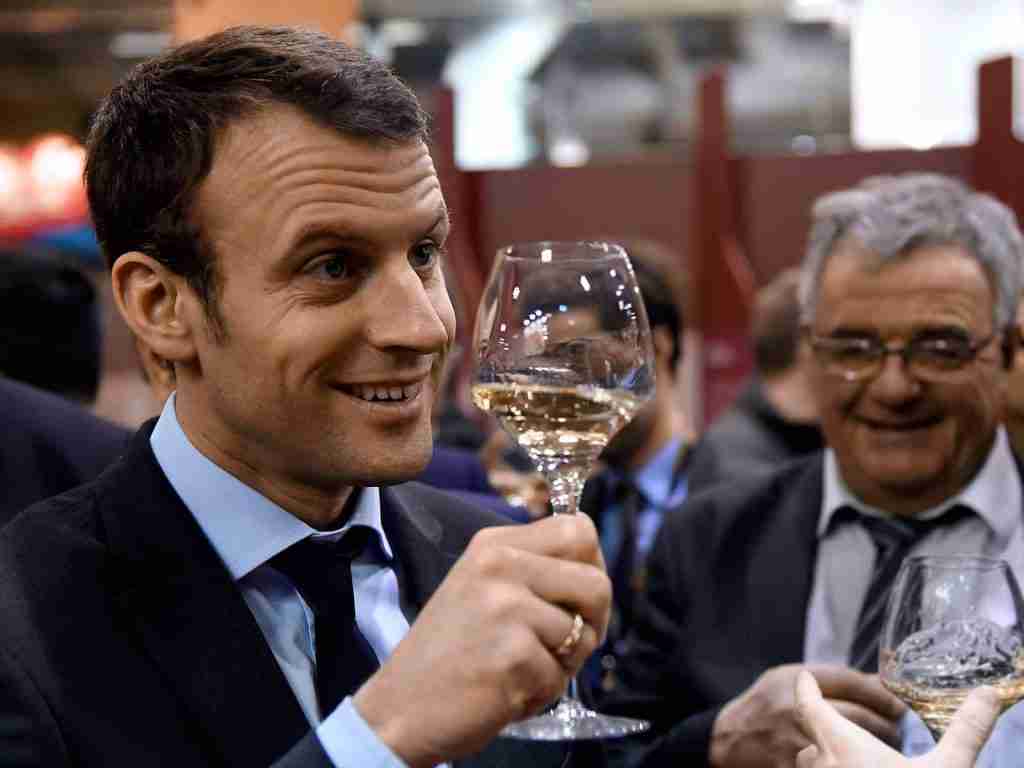 Macron propone conferenze di pace senza la partecipazione della Russia