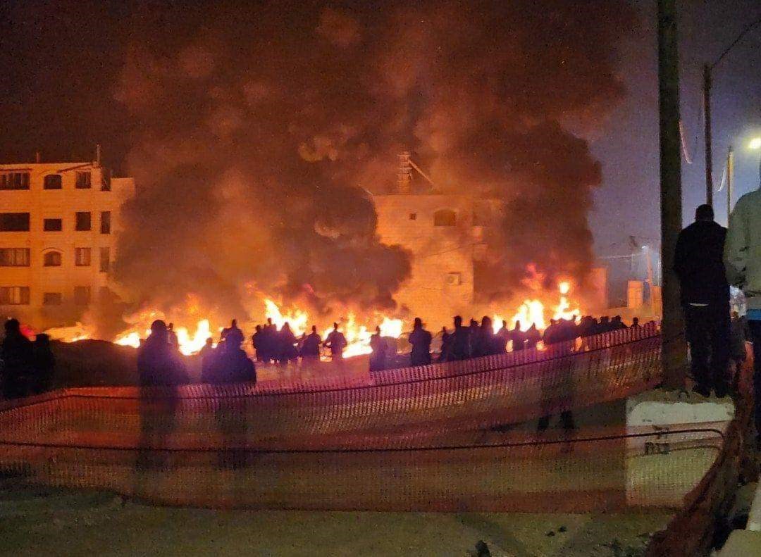 Palestina: Coloni attaccano la città di Huwwaraa Nablus: case incendiate… e convocata una mobilitazione generale