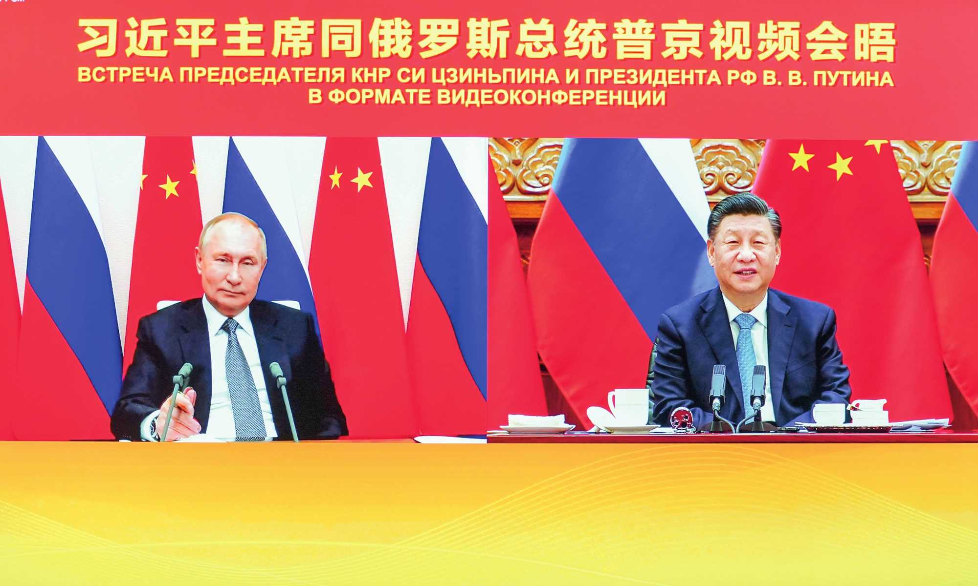 La Cina presenta a Mosca il suo piano di pace. Washington rifiuta, la Ue pensa alle munizioni