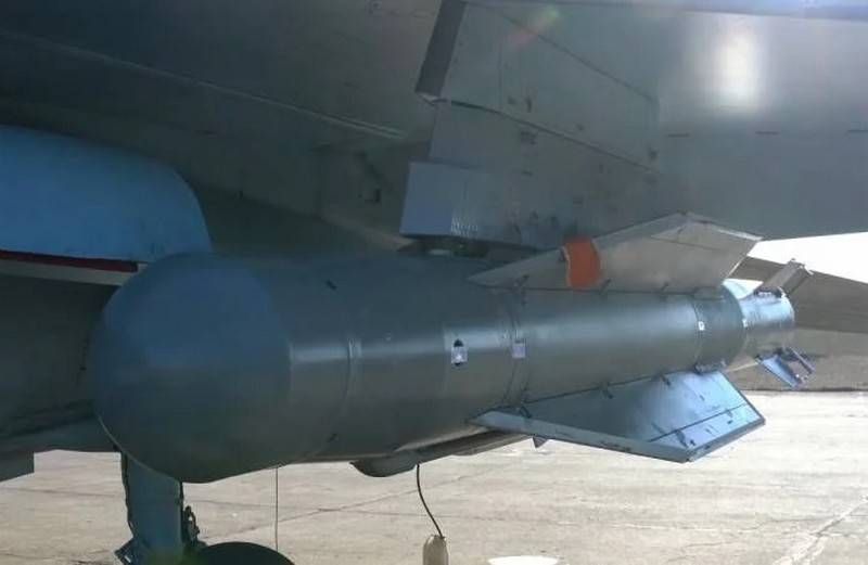 Le forze aerospaziali russe hanno colpito in direzione Avdeevsky con bombe aeree guidate UPAB-1500