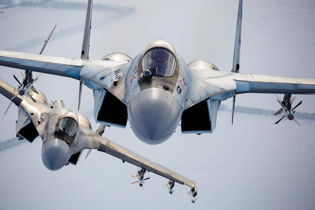 L’Iran acquisterà caccia Su-35 dalla Russia