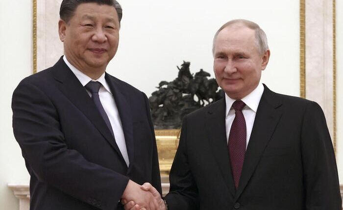 Putin a Xi: “Interessati al piano della Cina per risolvere la crisi in Ucraina”