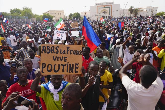 Niger, Putin: "Trovare soluzione diplomatica"